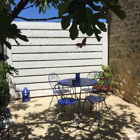 Au Puits Dormant Holiday home Saint-Rabier